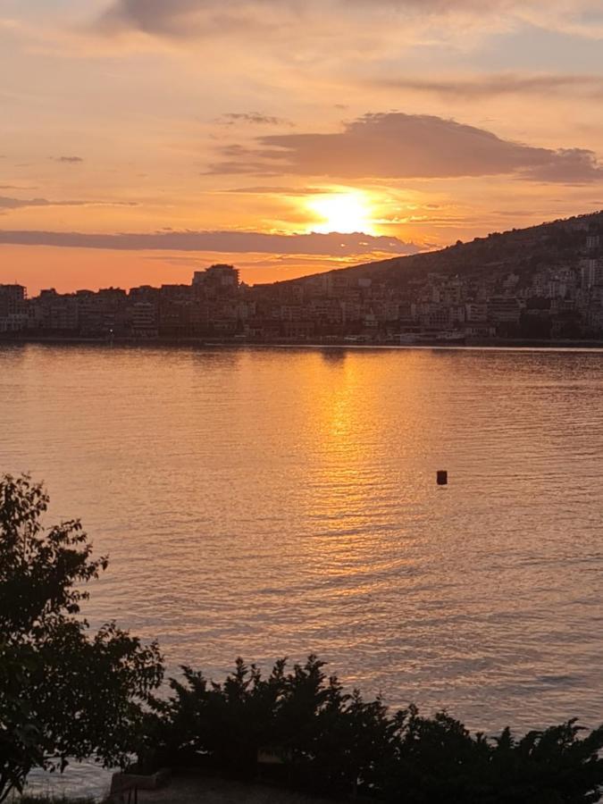 Azzura Flats Appartamento Sarandë Esterno foto