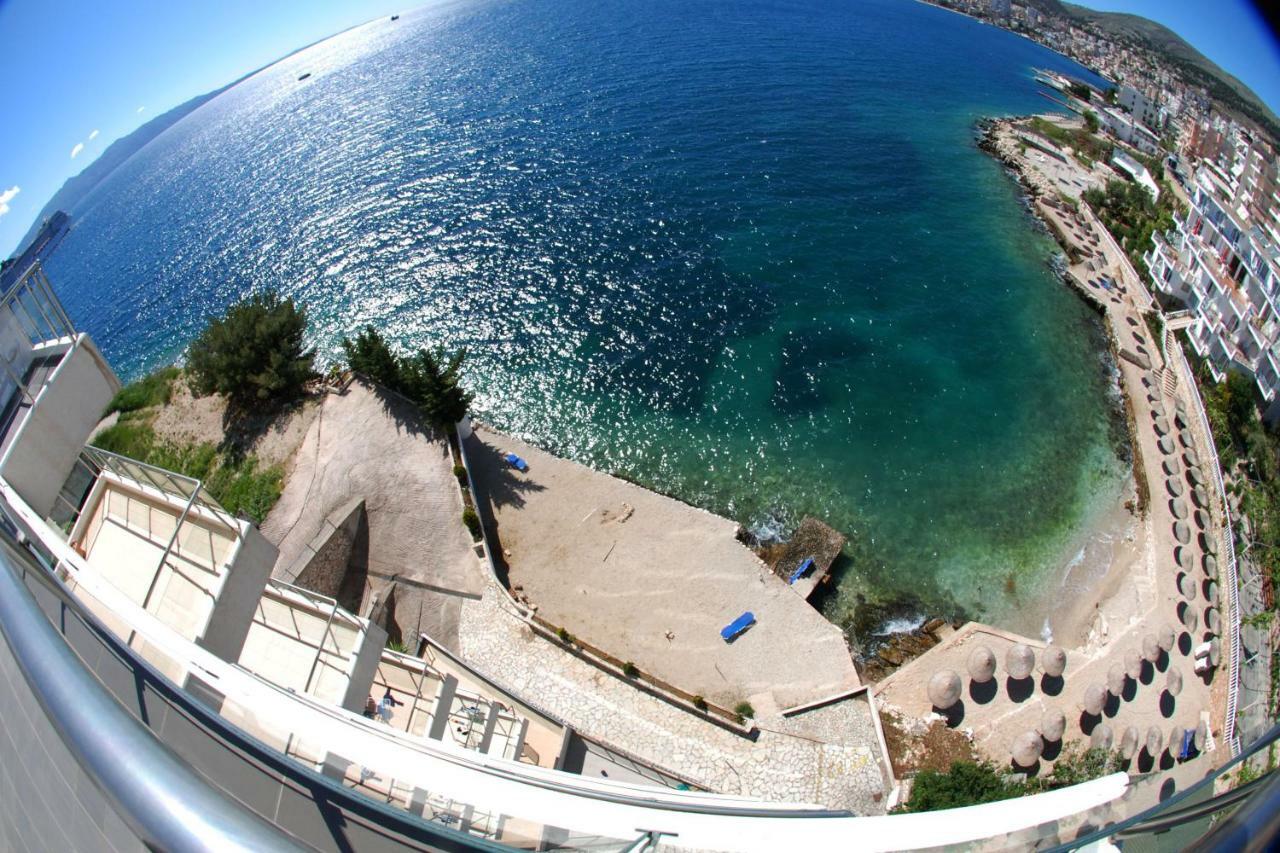 Azzura Flats Appartamento Sarandë Esterno foto