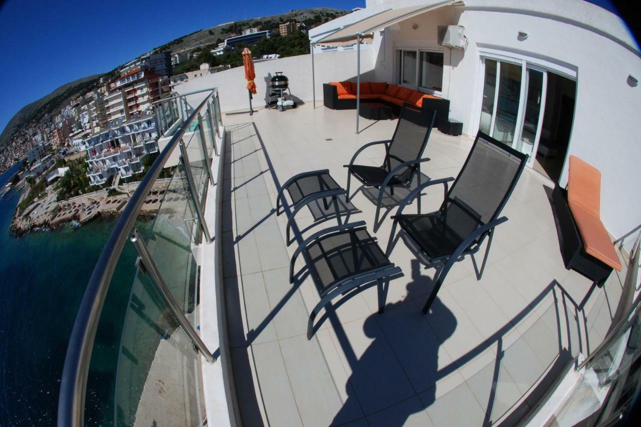 Azzura Flats Appartamento Sarandë Esterno foto